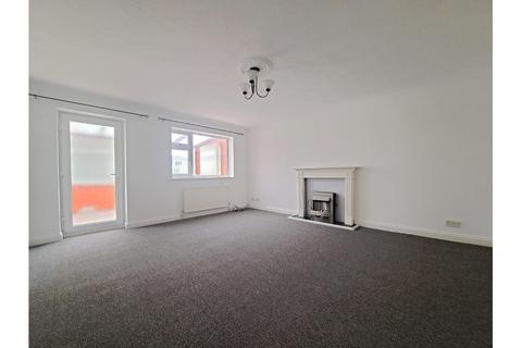 3 bedroom end of terrace house to rent - West Lea, Deal CT14