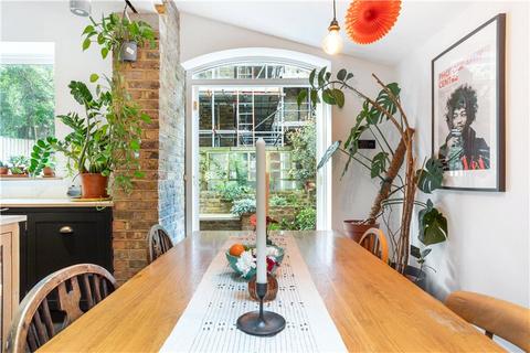 54a Hackford Road, London, SW9 0RF