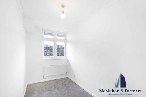 3 bedroom flat for sale, Lockwood Square,  London, SE16