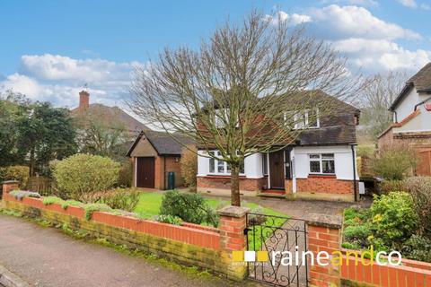 3 bedroom detached house for sale, Endymion Road, Hatfield