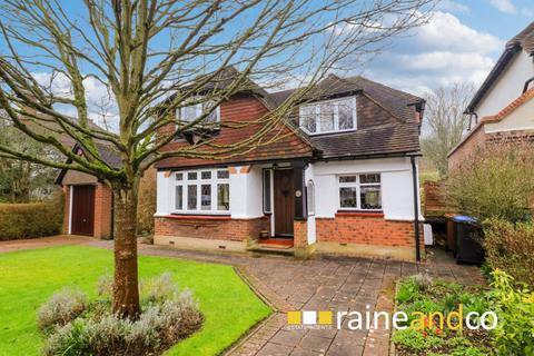 3 bedroom detached house for sale, Endymion Road, Hatfield