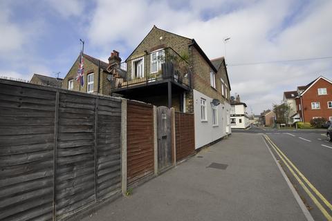 2 bedroom maisonette to rent, Lower Anchor Street, Old Moulsham