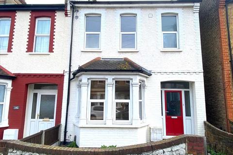 4 bedroom end of terrace house to rent - Westcliff on Sea SS0
