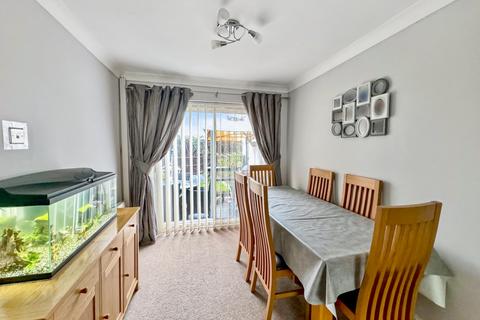14 Tower Close, Gravesend, DA12 4QP