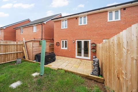 3 bedroom semi-detached house for sale, Kingstone Grange,  Hereford,  HR2