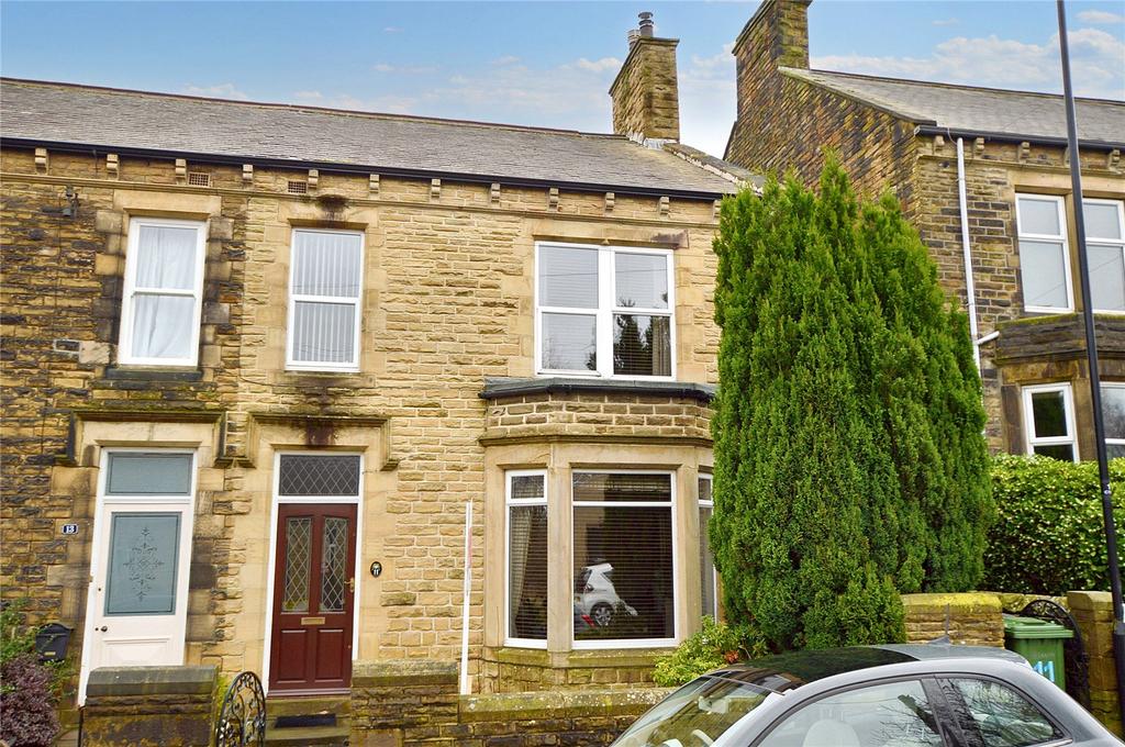 Crawshaw Avenue, Pudsey, Leeds, West Yorkshire 4 bed semidetached