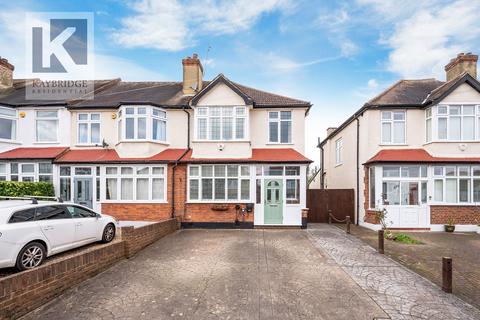 3 bedroom end of terrace house for sale, Stoneleigh Avenue, Worcester Park, KT4