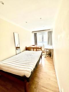 1 bedroom in a flat share to rent, Lismore Circus, London NW5