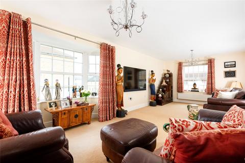 5 bedroom detached house for sale - Harlow Crescent, Oxley Park, Milton Keynes, Buckinghamshire, MK4
