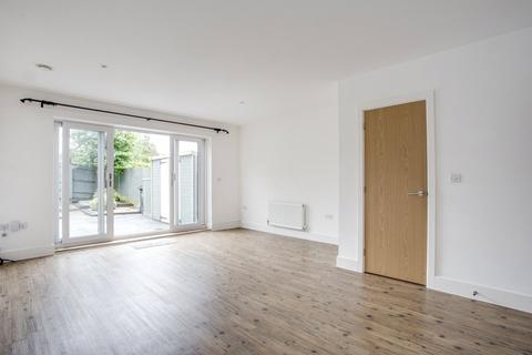 24 Findlay Mews, Marlow, SL7 1AP