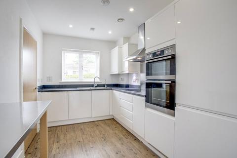 24 Findlay Mews, Marlow, SL7 1AP