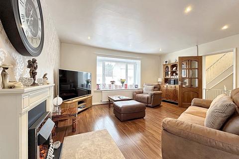73 Amersham Crescent, Peterlee, SR8 5JJ