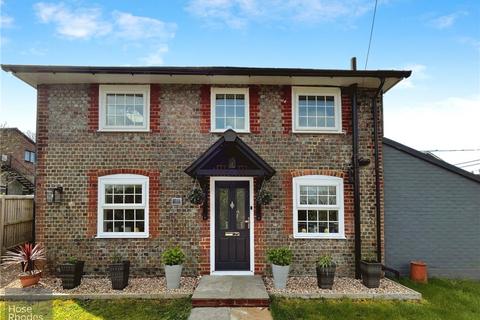 3 bedroom detached house for sale, Main Road, Rookley, Ventnor