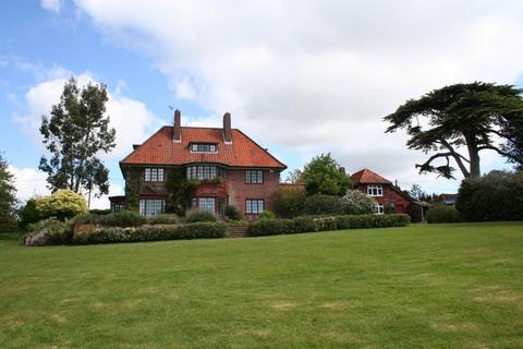 5 bedroom detached house to rent, Lower Road, Onehouse, Stowmarket, Suffolk