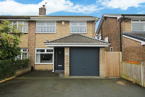 14 Barnfield Drive, Westhoughton, Bolton, BL5 3UA