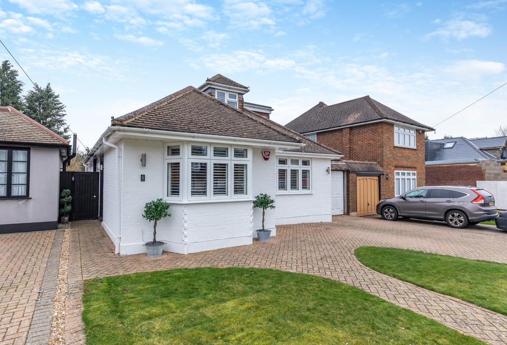 Oakington Avenue, Little Chalfont 4 bed detached house for sale £995,000