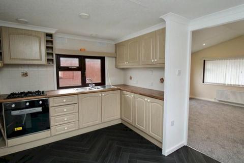 2 bedroom park home for sale, 12 Elmdene, Torksey Lock LN1