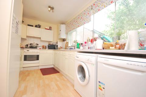 3 bedroom flat to rent - Thurlow Park Road Dulwich SE21
