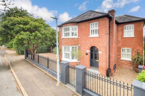 4 bedroom detached house for sale, Chapel Road, Epping, Essex