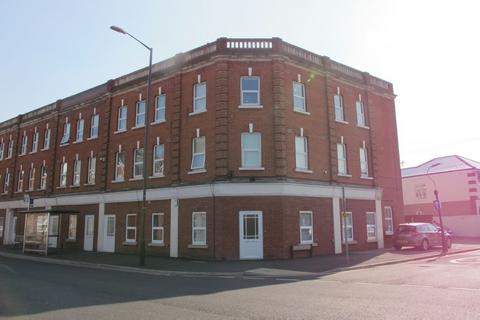 1 bedroom flat to rent, Darracott Road, Southbourne,