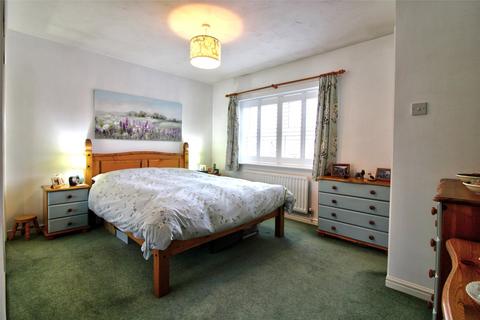 8 Arncliffe Grove, Darlington, DL3 8UN