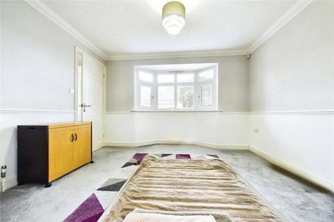 4 bedroom detached house to rent, Carlisle Road, Tilehurst, Reading, Berkshire, RG31