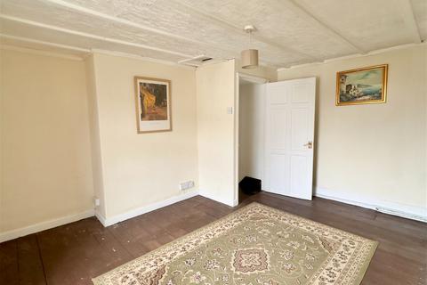 60 Fore Street, Camelford, PL32 9PG