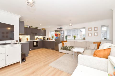 2 bedroom apartment for sale, St. Christopher's Close, Chichester, West Sussex