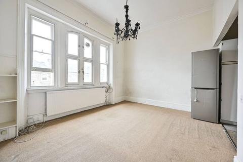 37f Redcliffe Gardens, London, SW10 9JH