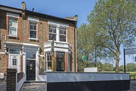 5 bedroom semi-detached house for sale - Chatsworth Road, Clapton, London, E5