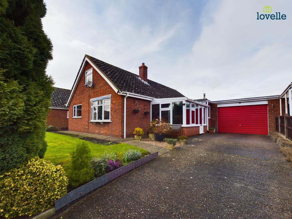 Private Lane, Normanby by Spital, LN8 3 bed detached bungalow for sale