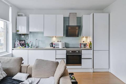 1 bedroom flat for sale, Plimsoll Road, Islington, London, N4