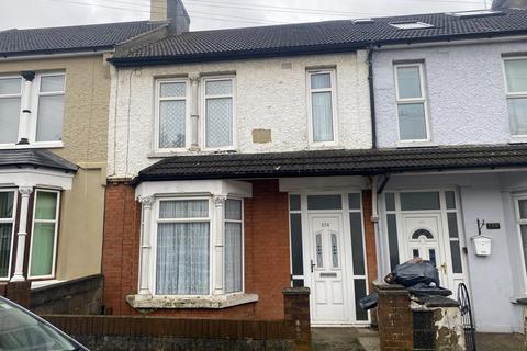3 bedroom terraced house for sale, St Johns Road, Kent, ME7