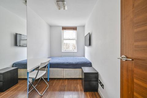 3 bedroom flat to rent - Great Titchfield Street, Fitzrovia, London, W1W