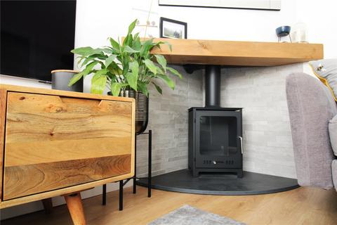 122 Croft Road, Swindon, SN1 4DT
