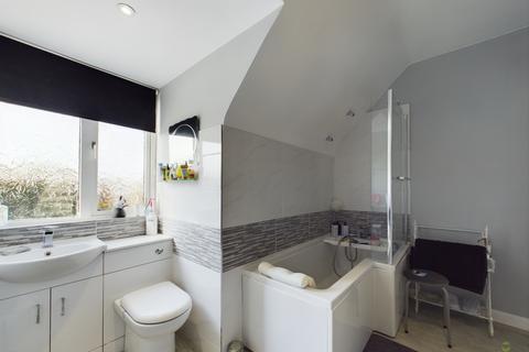 3 bedroom maisonette for sale, Long Lane, Bexleyheath, Kent, DA7