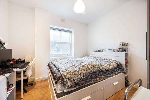 1 bedroom flat for sale, Gloucester Terrace, Queensway, London, W2