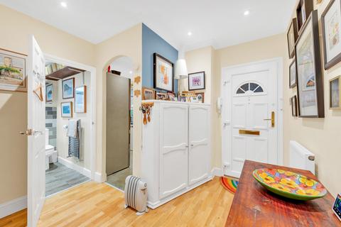 45 Crockham Way, London, SE9 3HD