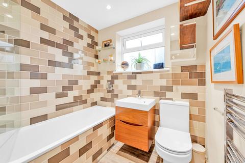 45 Crockham Way, London, SE9 3HD