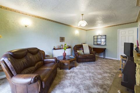 57 Bodiam Avenue, Tuffley, Gloucester, GL4 0TJ