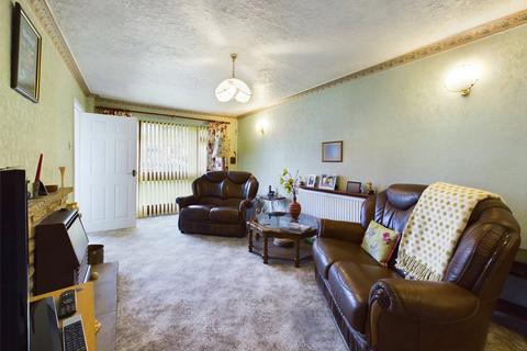 57 Bodiam Avenue, Tuffley, Gloucester, GL4 0TJ