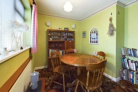 57 Bodiam Avenue, Tuffley, Gloucester, GL4 0TJ