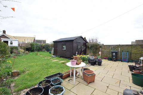 3 bedroom detached house for sale - Park Square East, Clacton-on-Sea