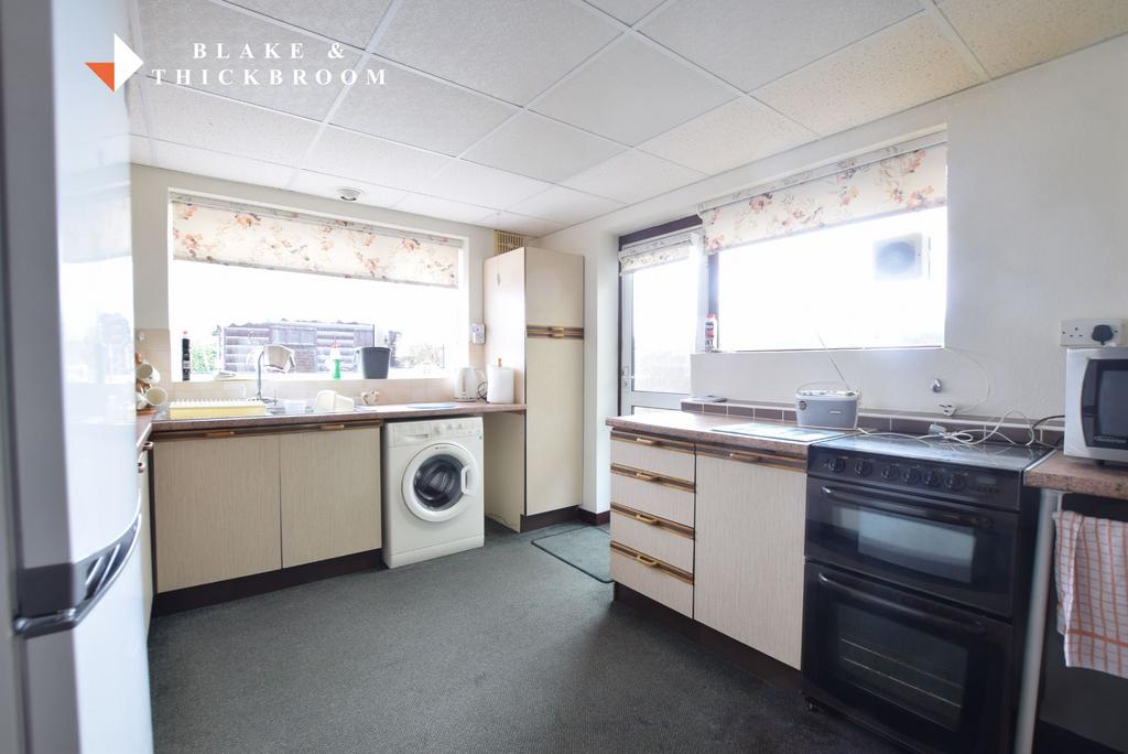 Kitchen breakfast room
