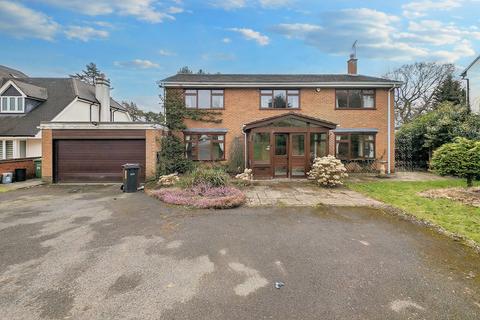 4 bedroom detached house to rent, Lovelace Avenue, Solihull B91