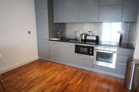 2 bedroom flat to rent, 1 William Jessop Way, Liverpool L3