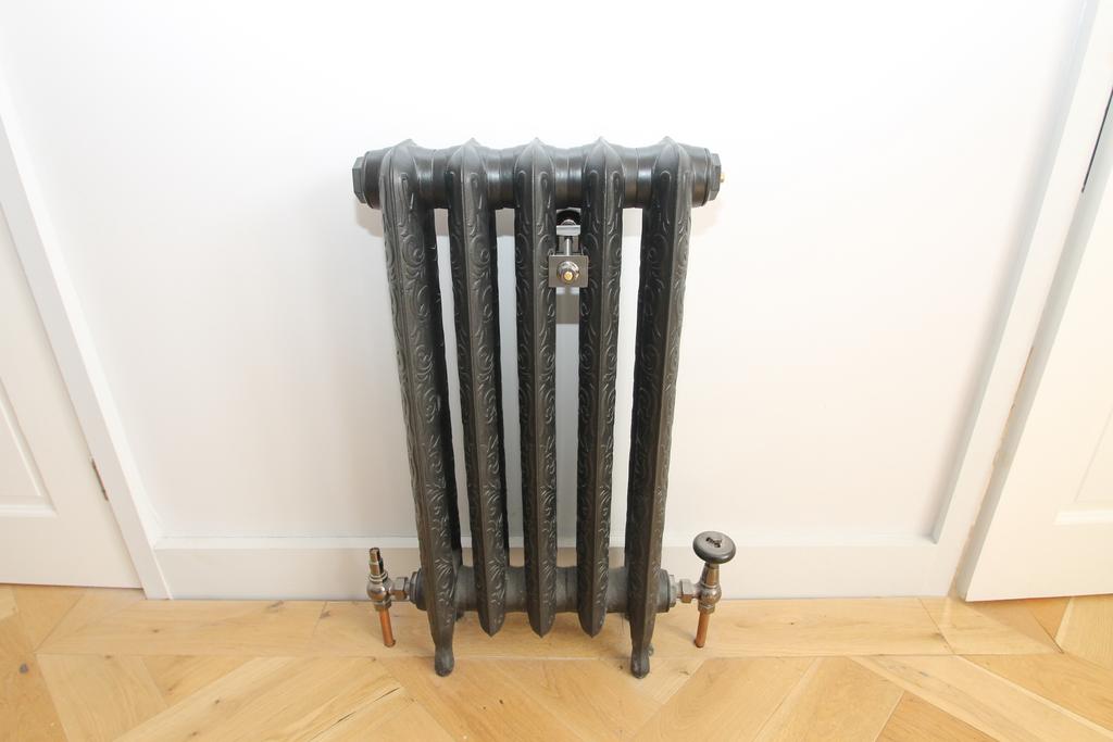 Traditional style radiator