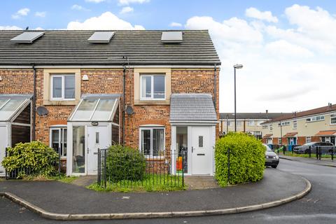 11 Ruthin Close, Oldham, OL8 4SE
