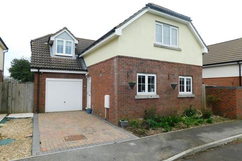 3 bedroom detached house for sale, St. Georges Court, Blackfield SO45