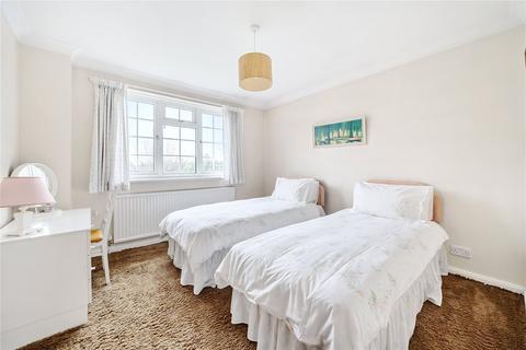 26 Bramble Rise, Cobham, KT11 2HP